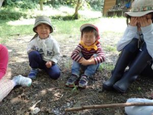 【報告】7/25里山キッズ 何でもオモチャになるよ