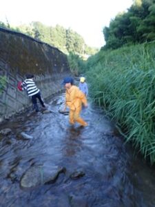 【報告】7/05(金)里山QUEST〜水生昆虫を見つけよう〜